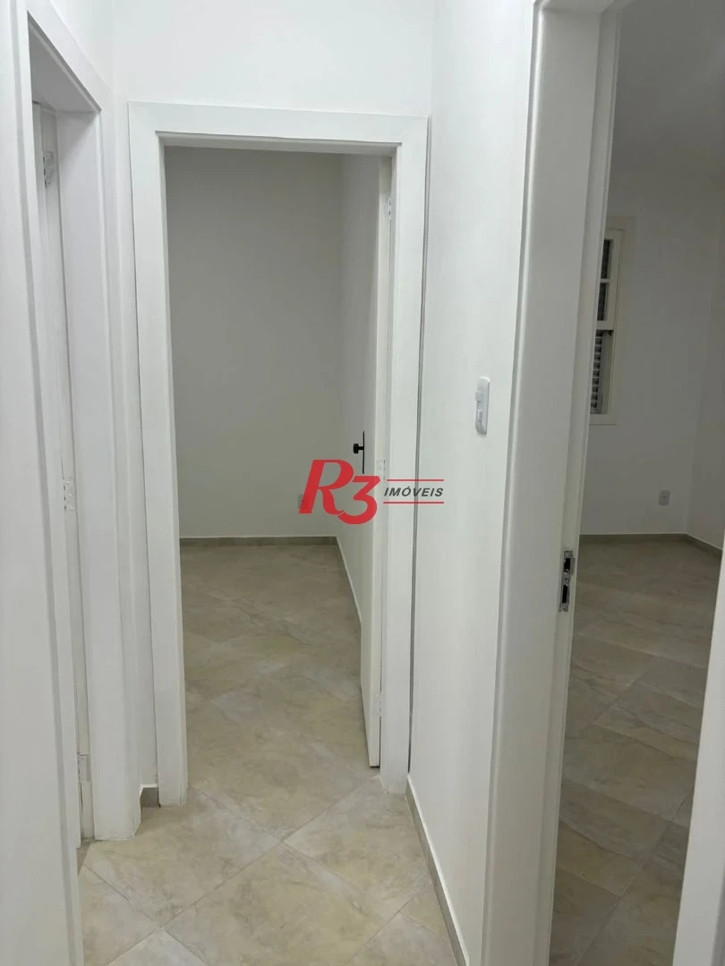 Apartamento com 2 dormitórios à venda, 71 m² por R$ 270.000,00 - Vila Matias - Santos/SP