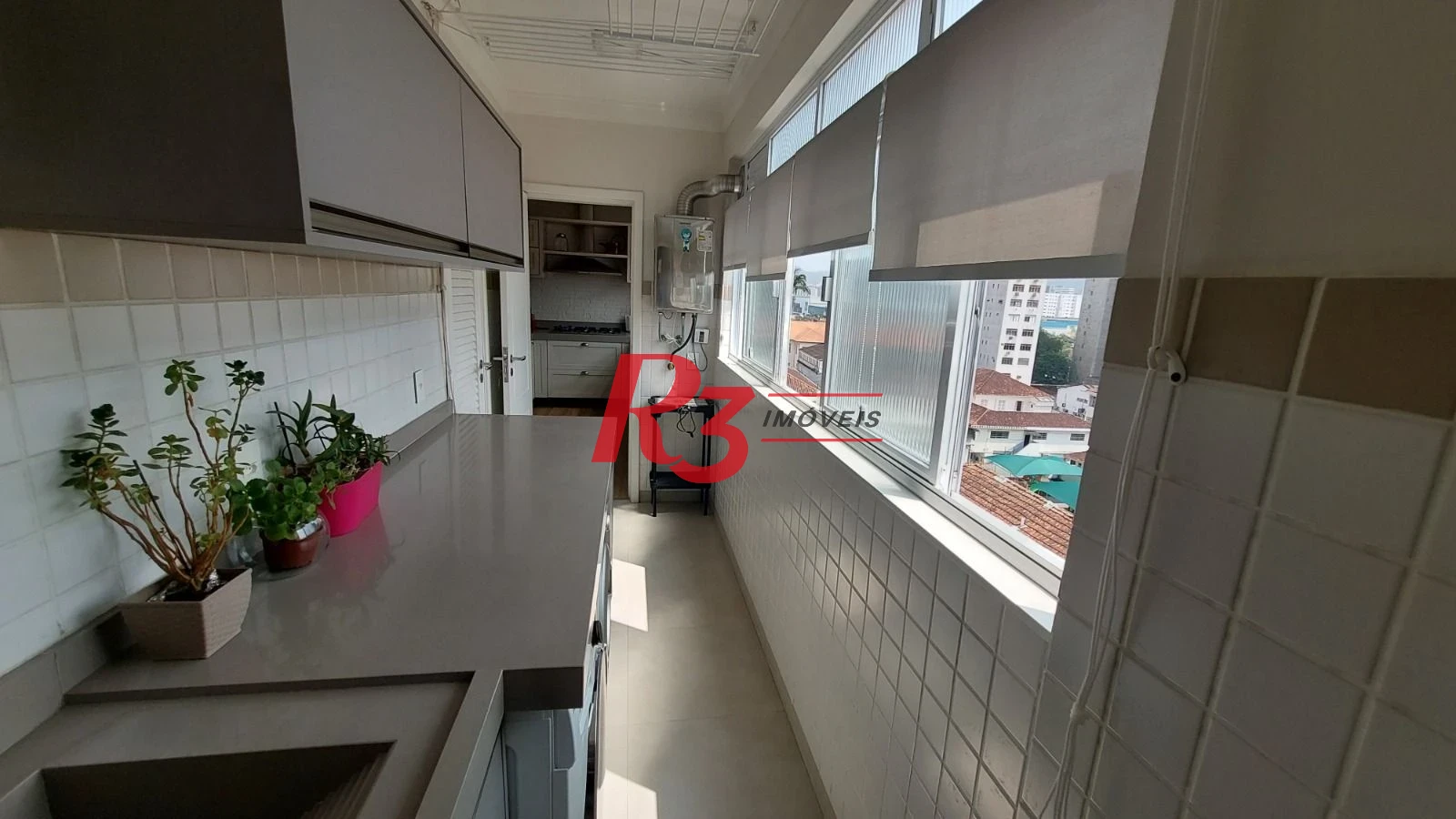 Apartamento com 3 dormitórios à venda, 130 m² por R$ 1.280.000,00 - Gonzaga - Santos/SP