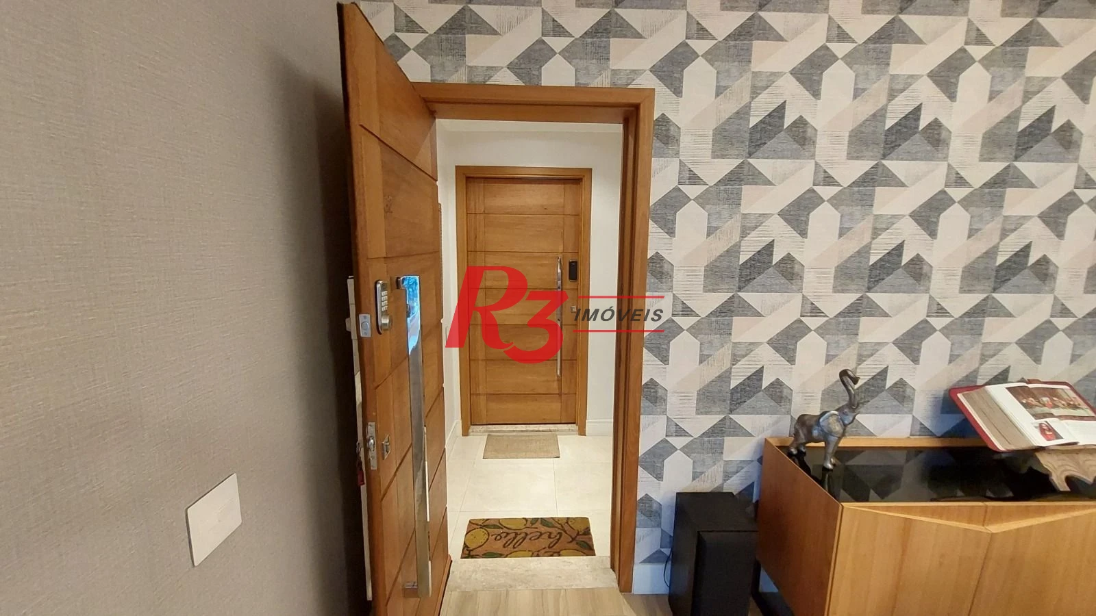 Apartamento com 3 dormitórios à venda, 130 m² por R$ 1.280.000,00 - Gonzaga - Santos/SP
