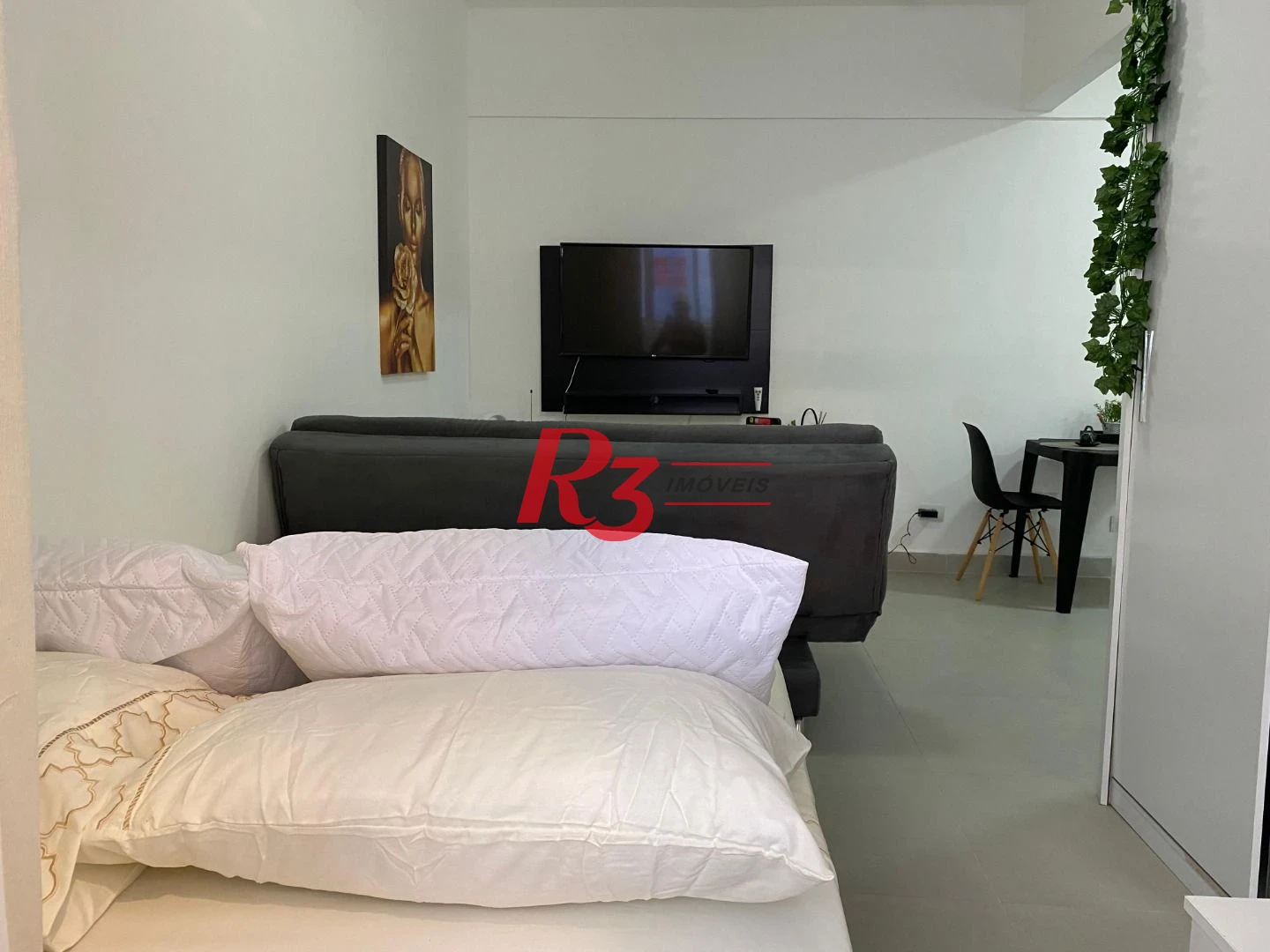 Kitnet reformado e pronto para morar no Itararé