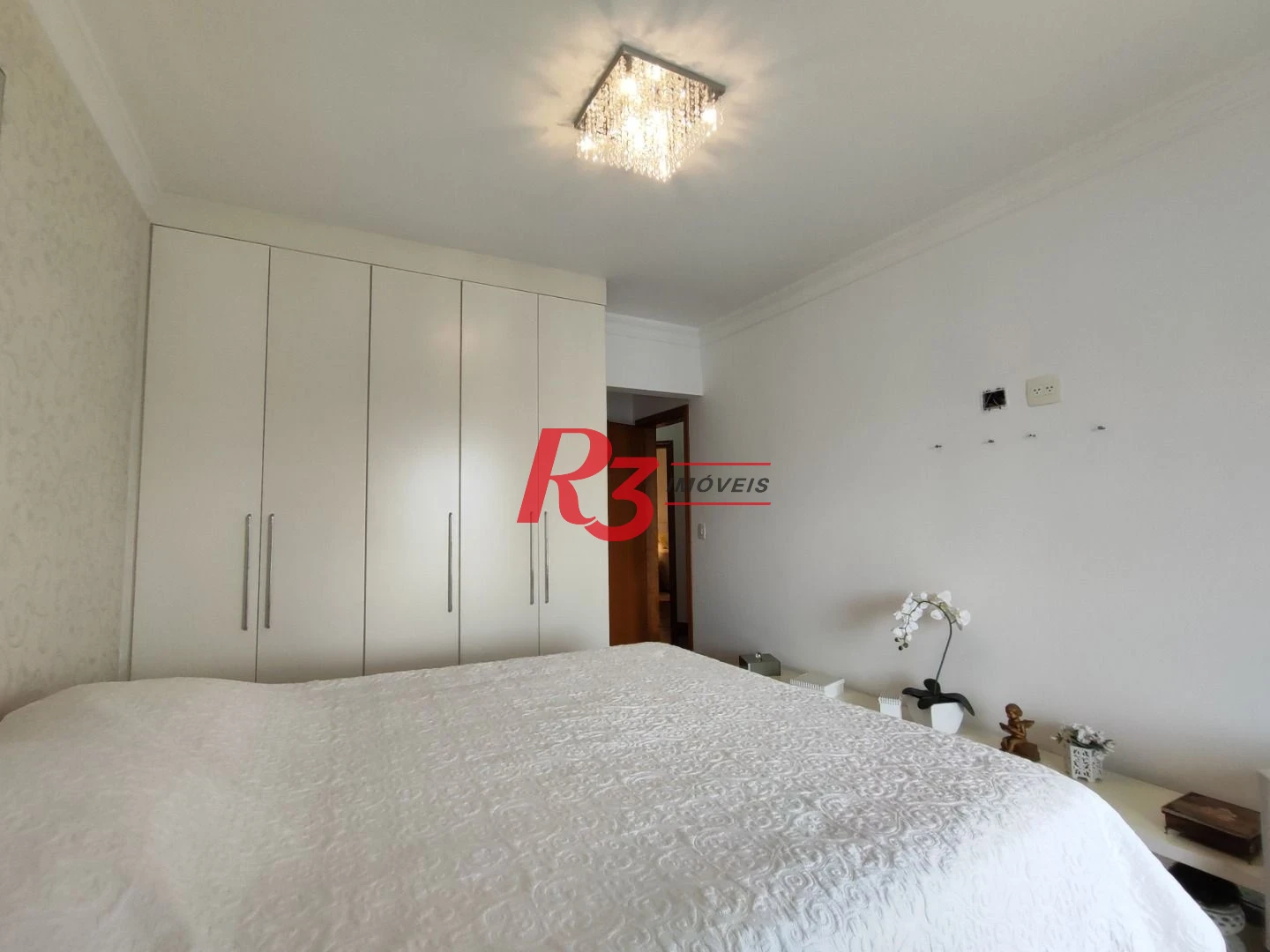 R3 REAL ESTATE VENDE! Apartamento andar alto com Vista Mar 3 dormitórios à venda, 199 m² por R$ 2.765.000 - Ponta da Praia - Santos/SP