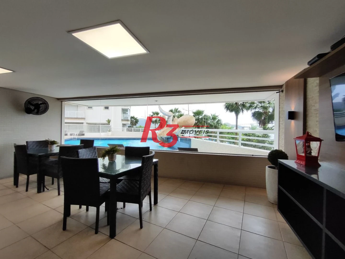 R3 REAL ESTATE VENDE! Apartamento andar alto com Vista Mar 3 dormitórios à venda, 199 m² por R$ 2.765.000 - Ponta da Praia - Santos/SP