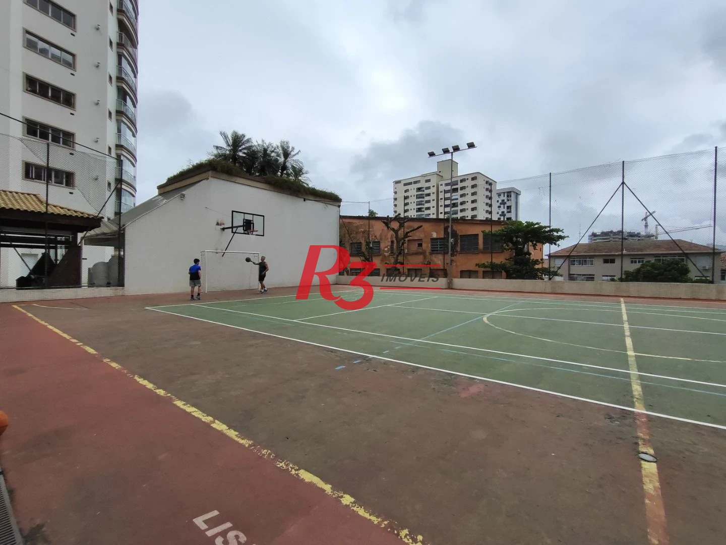 R3 REAL ESTATE VENDE! Apartamento andar alto com Vista Mar 3 dormitórios à venda, 199 m² por R$ 2.765.000 - Ponta da Praia - Santos/SP