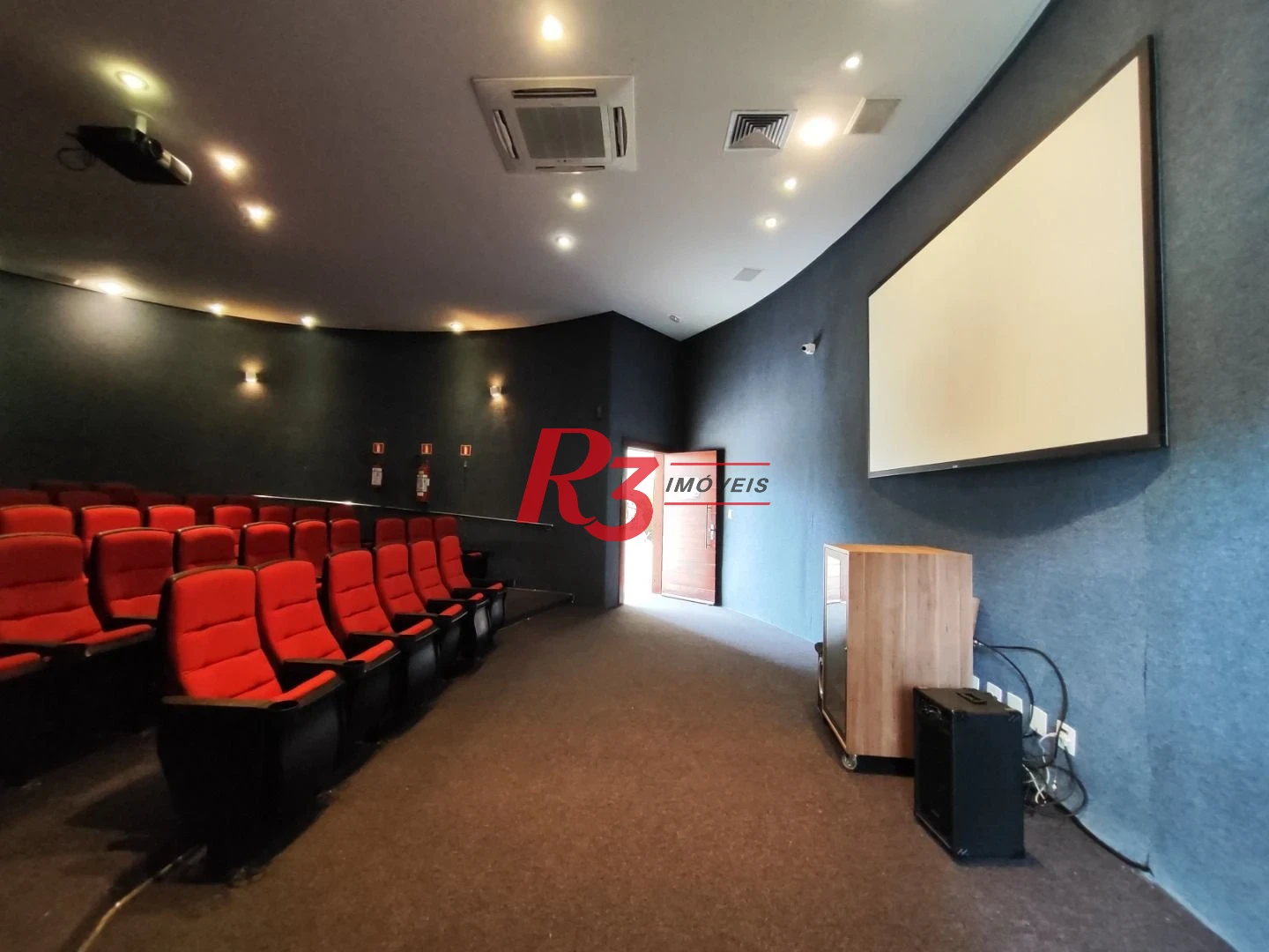 R3 REAL ESTATE VENDE! Apartamento andar alto com Vista Mar 3 dormitórios à venda, 199 m² por R$ 2.765.000 - Ponta da Praia - Santos/SP