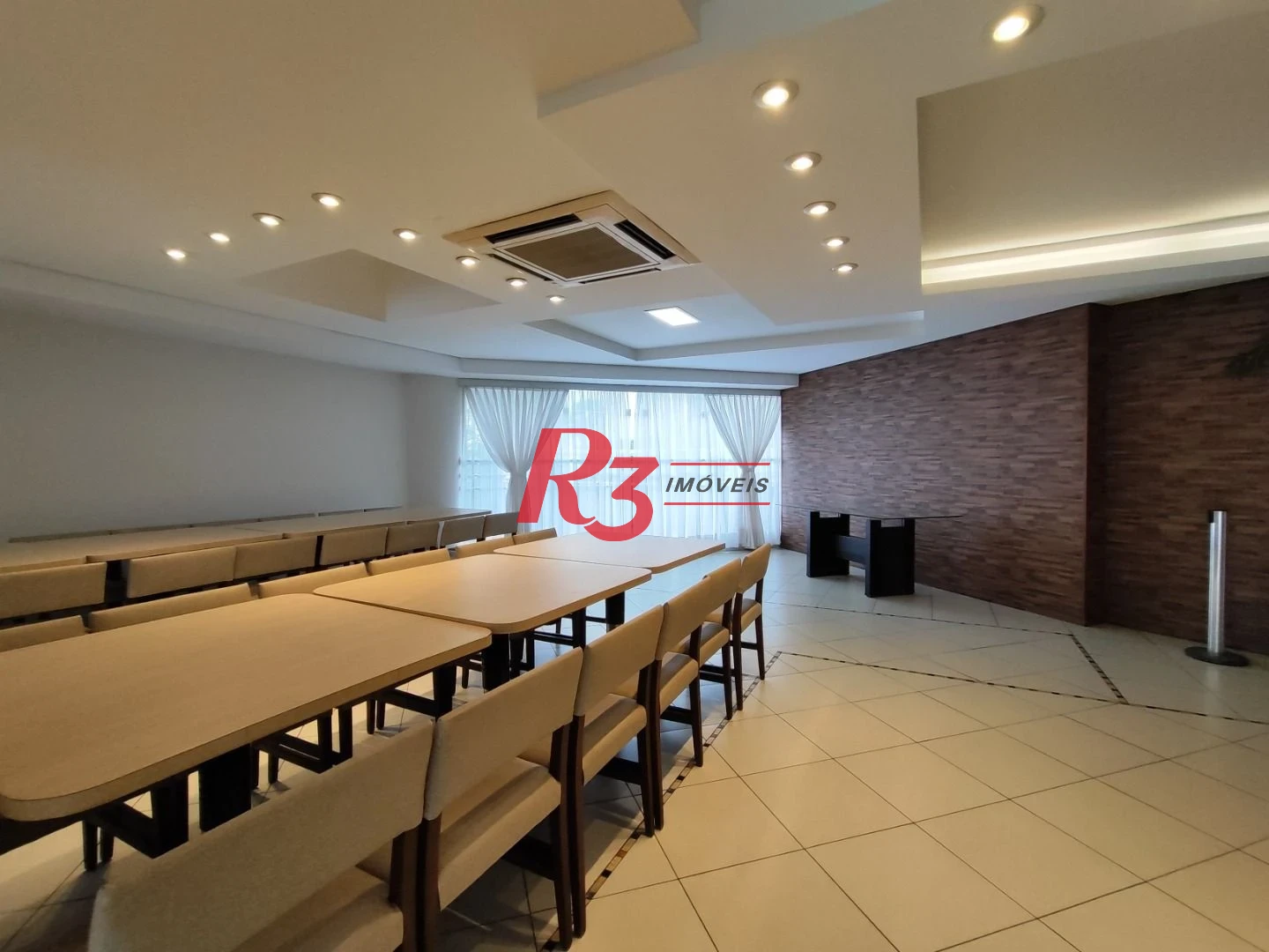 R3 REAL ESTATE VENDE! Apartamento andar alto com Vista Mar 3 dormitórios à venda, 199 m² por R$ 2.765.000 - Ponta da Praia - Santos/SP