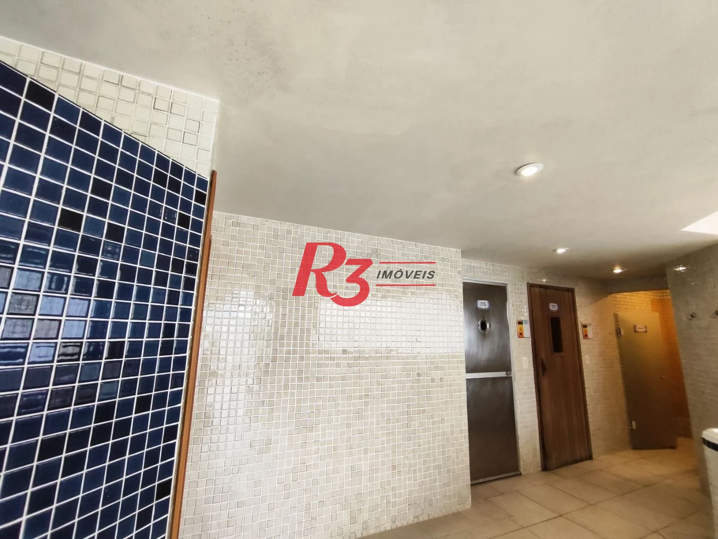 R3 REAL ESTATE VENDE! Apartamento andar alto com Vista Mar 3 dormitórios à venda, 199 m² por R$ 2.765.000 - Ponta da Praia - Santos/SP