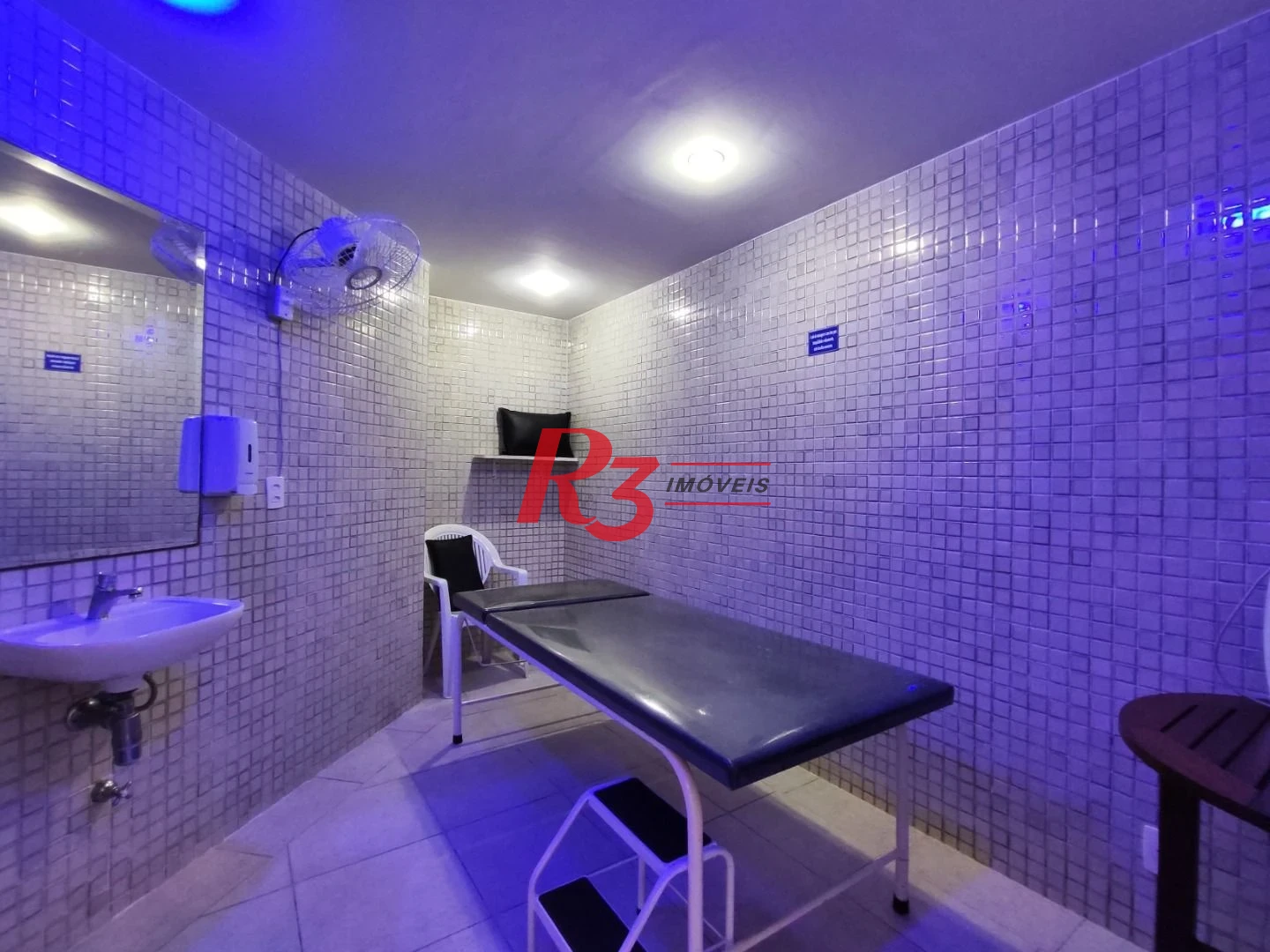 R3 REAL ESTATE VENDE! Apartamento andar alto com Vista Mar 3 dormitórios à venda, 199 m² por R$ 2.765.000 - Ponta da Praia - Santos/SP