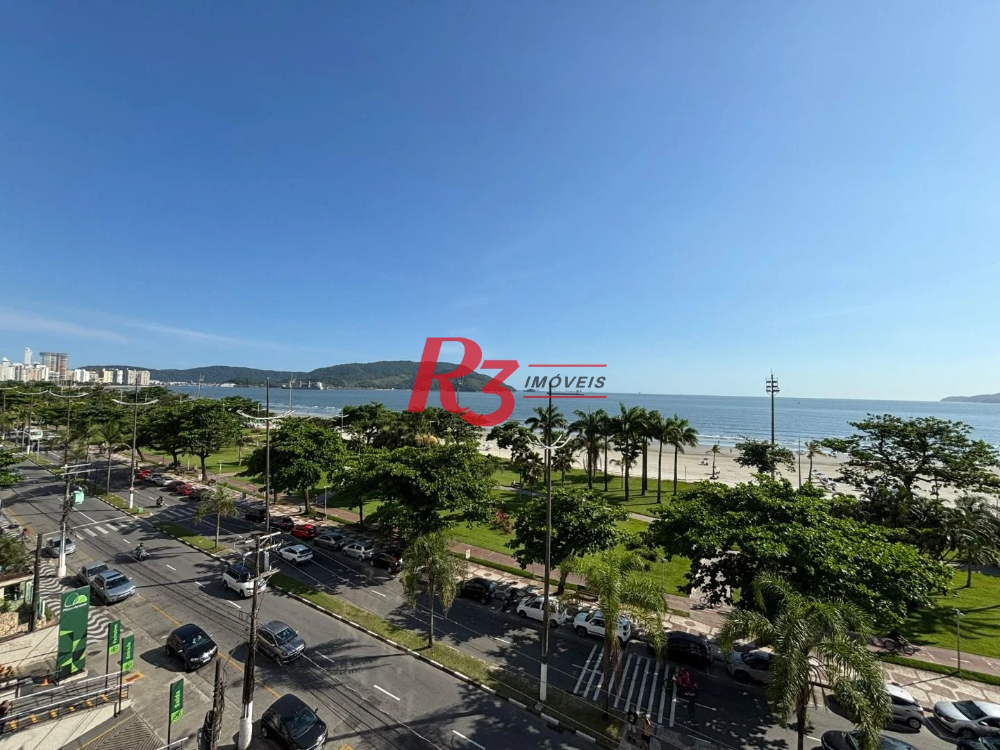 Apartamento com 2 dormitórios frente praia - Embaré - Santos