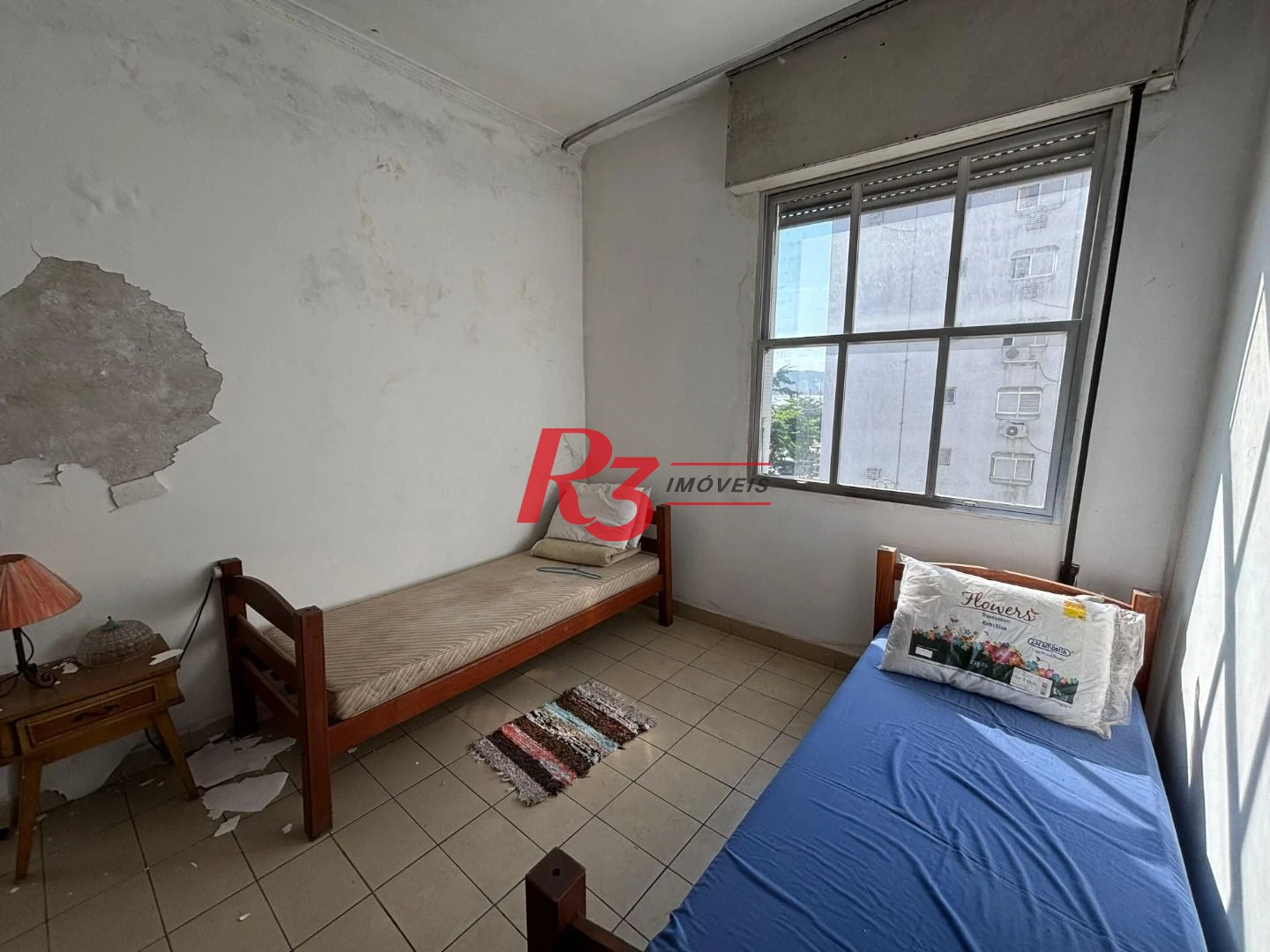 Apartamento com 2 dormitórios frente praia - Embaré - Santos