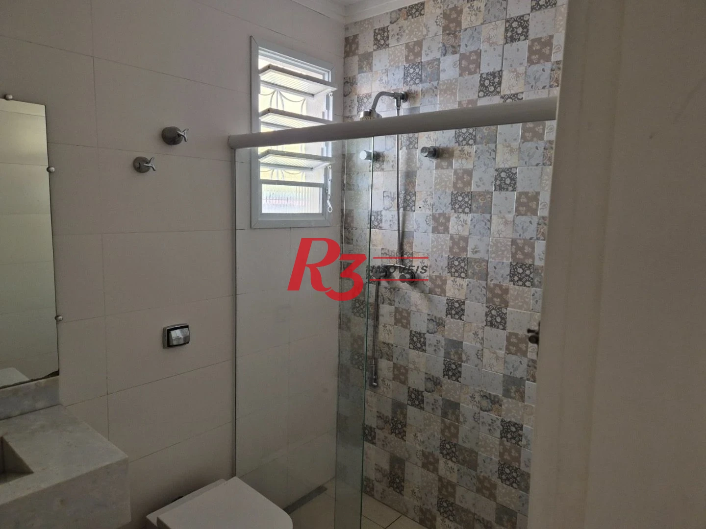 Casa com 3 dormitórios à venda, 196 m² por R$ 430.000,00 - Santa Maria - Santos/SP