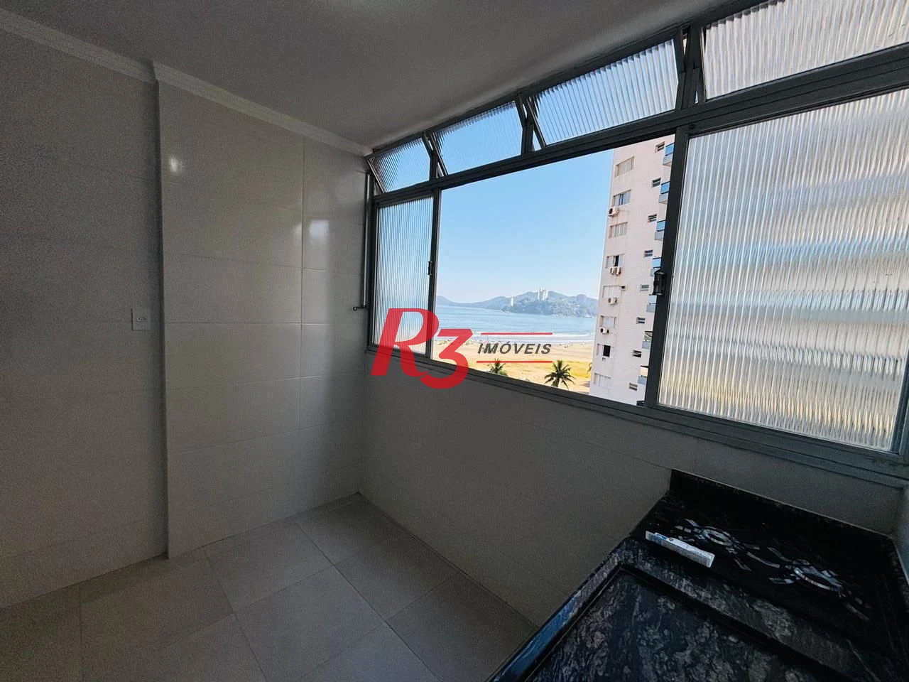Apartamento com 1 dormitório à venda, 42 m² por R$ 390.000,00 - José Menino - Santos/SP