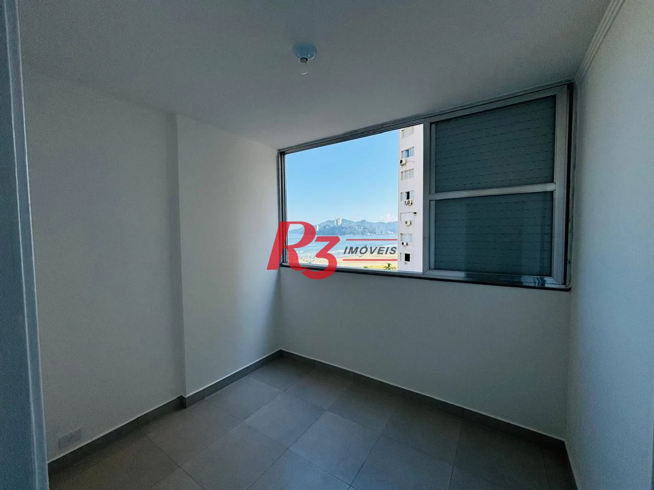 Apartamento com 1 dormitório à venda, 42 m² por R$ 390.000,00 - José Menino - Santos/SP