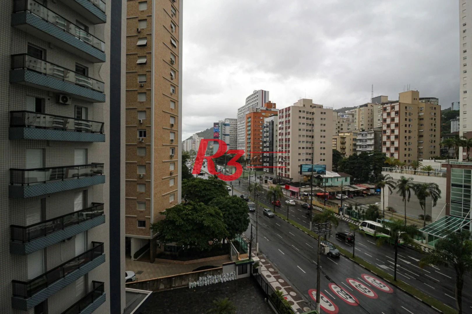 Apartamento com 3 dormitórios à venda, 110 m² por R$ 660.000,00 - José Menino - Santos/SP