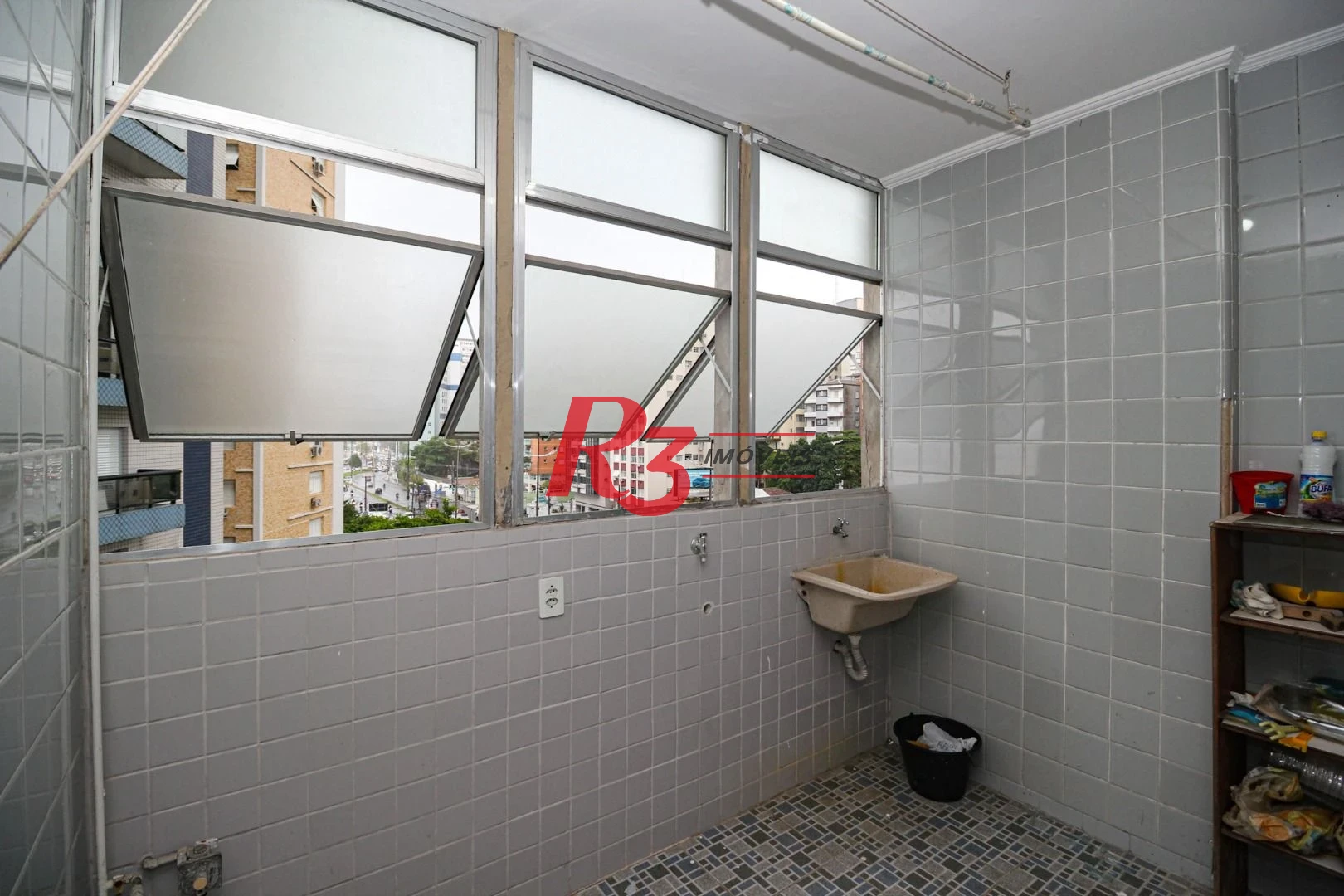 Apartamento com 3 dormitórios à venda, 110 m² por R$ 660.000,00 - José Menino - Santos/SP