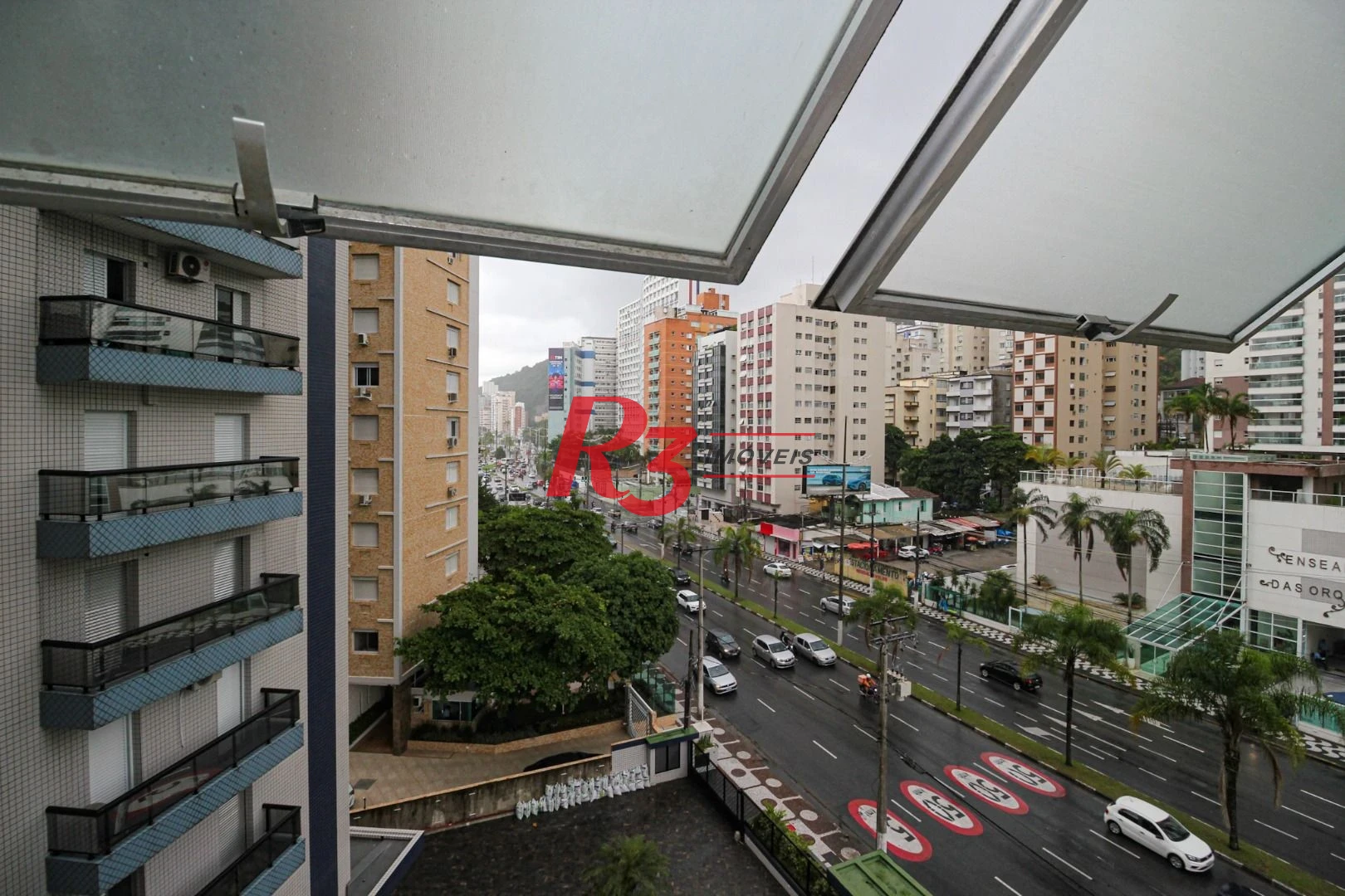 Apartamento com 3 dormitórios à venda, 110 m² por R$ 660.000,00 - José Menino - Santos/SP