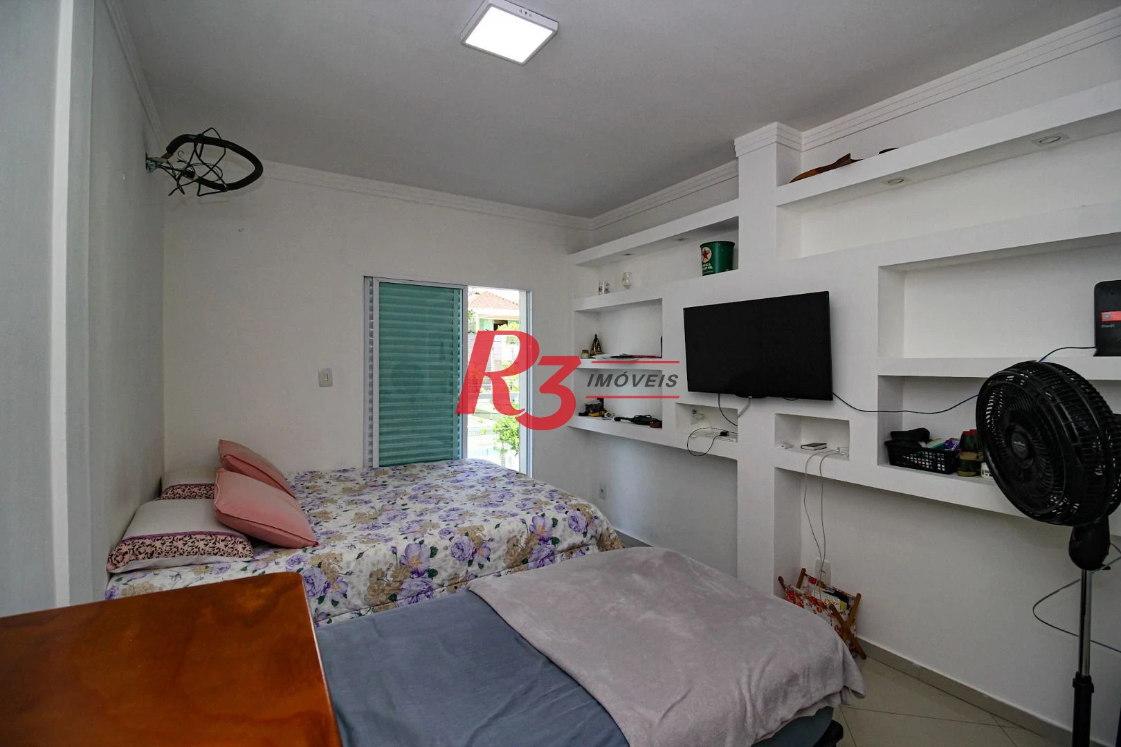 Sobrado à venda, 250 m² por R$ 1.600.000,00 - Campo Grande - Santos/SP