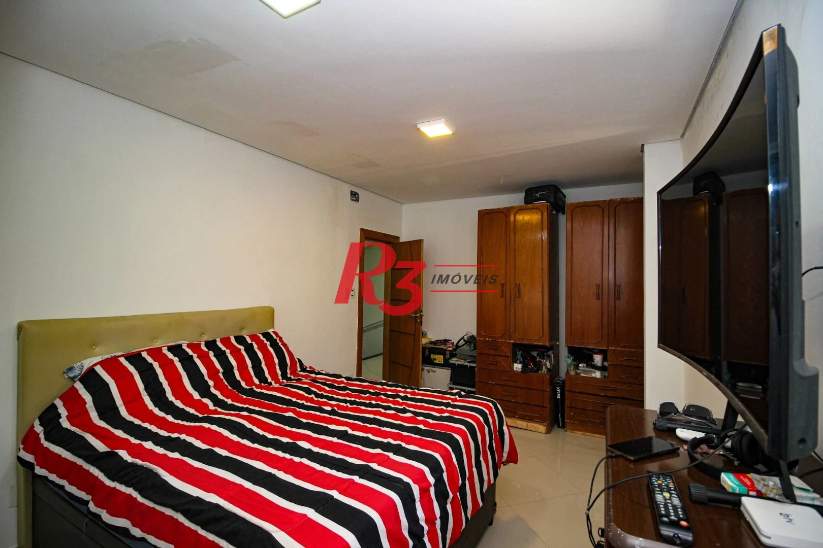 Sobrado à venda, 250 m² por R$ 1.600.000,00 - Campo Grande - Santos/SP