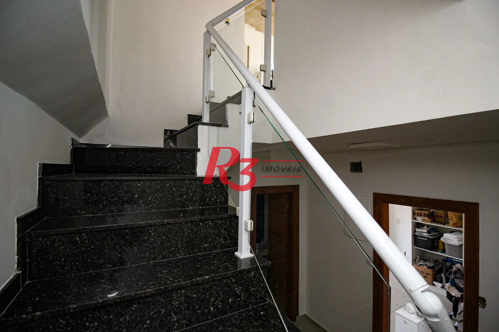 Sobrado à venda, 250 m² por R$ 1.600.000,00 - Campo Grande - Santos/SP