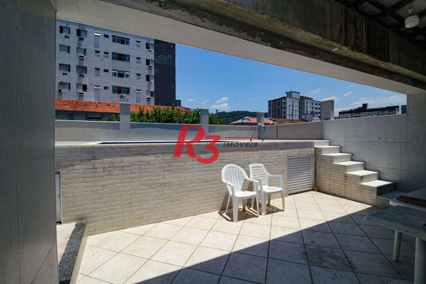 Sobrado à venda, 250 m² por R$ 1.600.000,00 - Campo Grande - Santos/SP