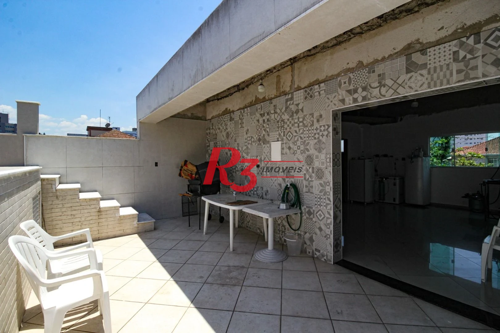 Sobrado à venda, 250 m² por R$ 1.600.000,00 - Campo Grande - Santos/SP