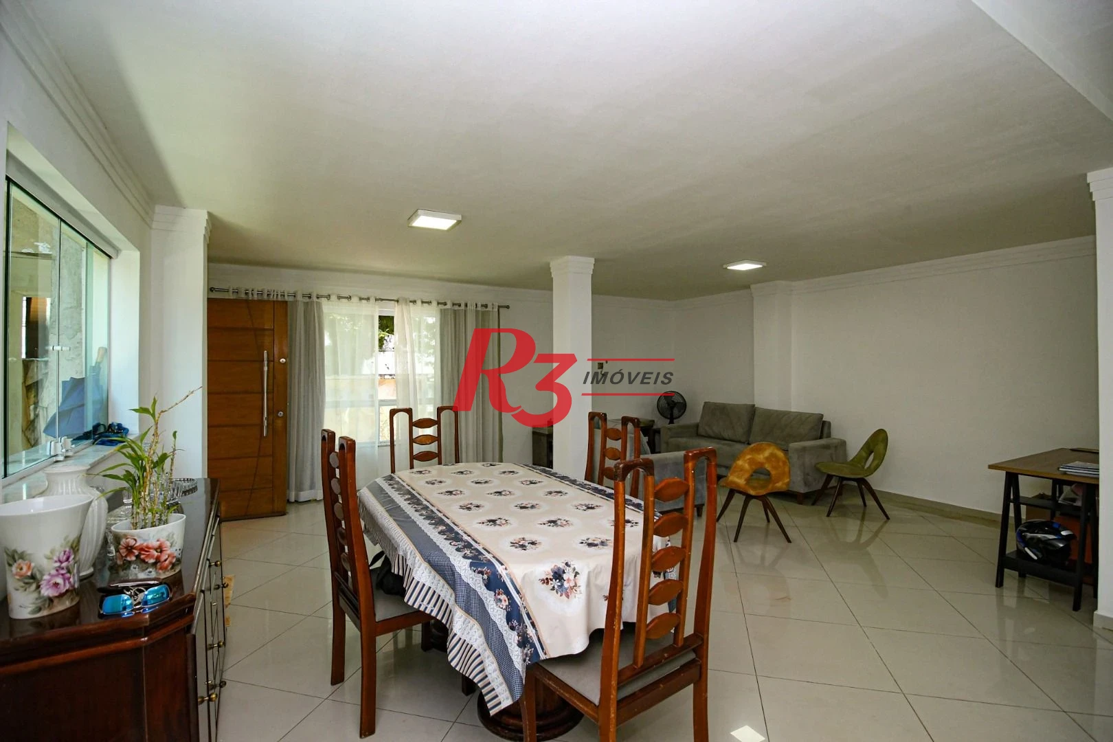 Sobrado à venda, 250 m² por R$ 1.600.000,00 - Campo Grande - Santos/SP