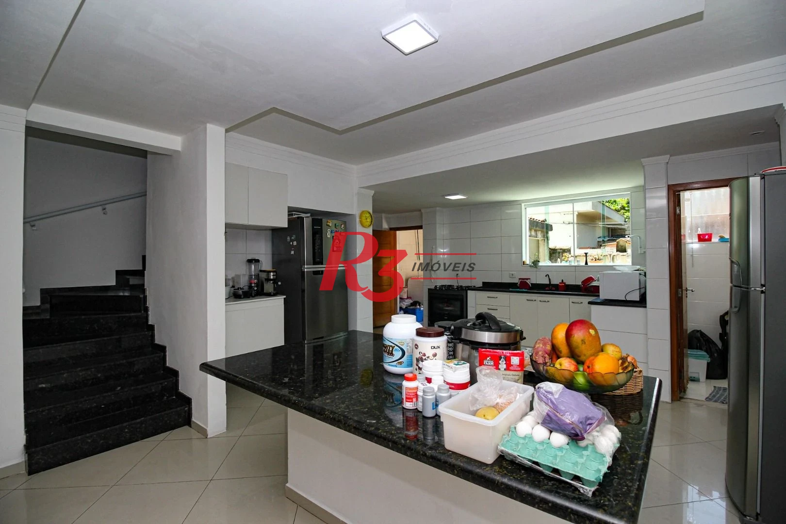 Sobrado à venda, 250 m² por R$ 1.600.000,00 - Campo Grande - Santos/SP