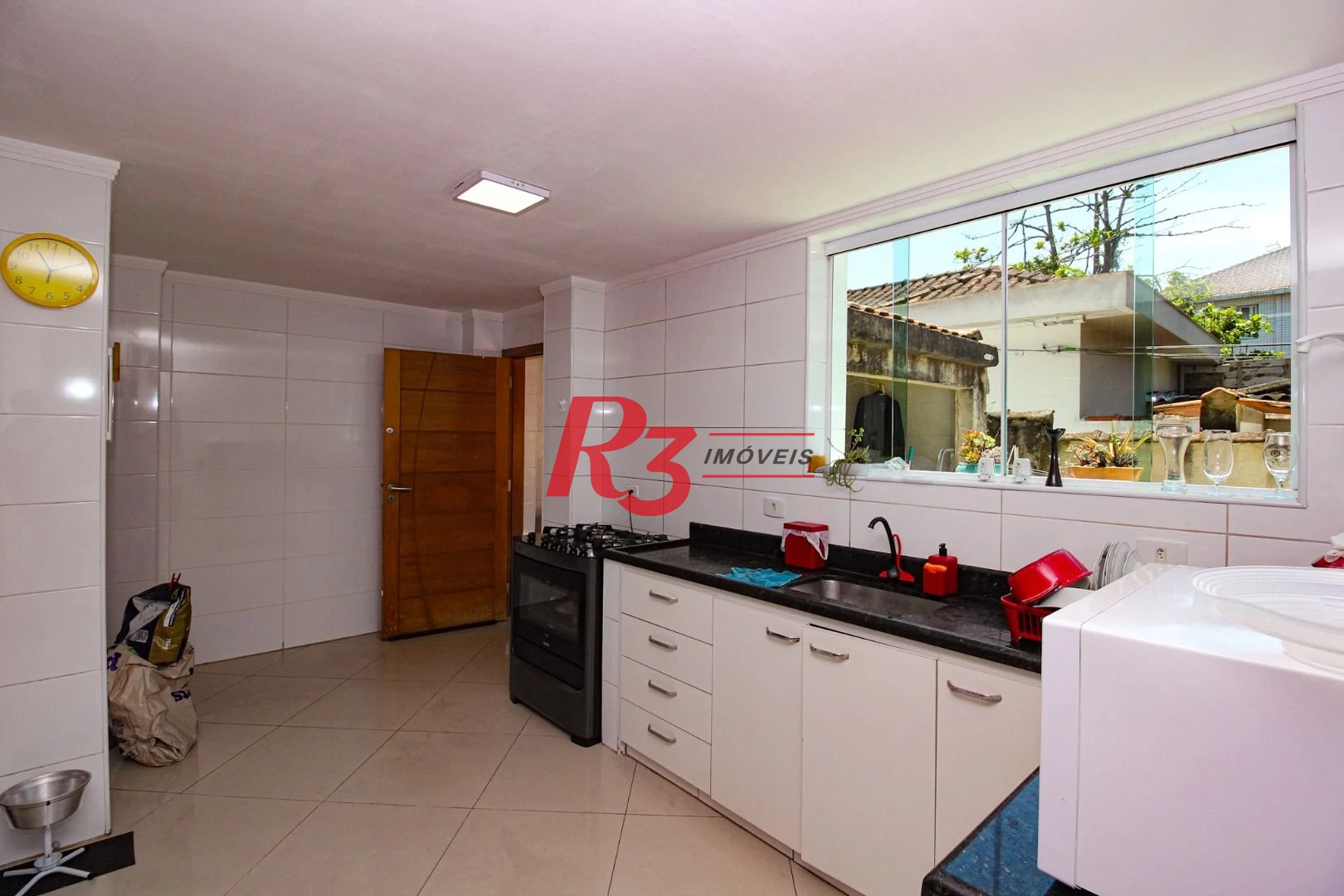 Sobrado à venda, 250 m² por R$ 1.600.000,00 - Campo Grande - Santos/SP