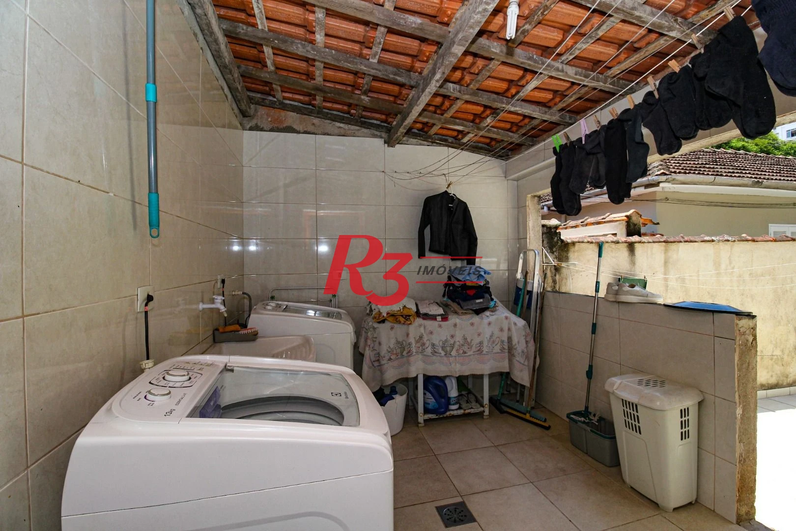 Sobrado à venda, 250 m² por R$ 1.600.000,00 - Campo Grande - Santos/SP