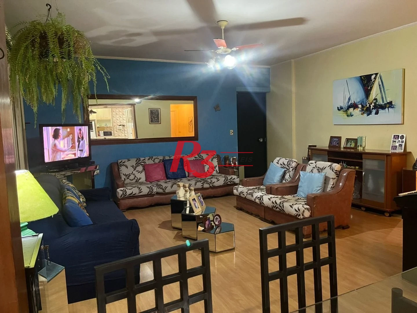 Apartamento com 3 dormitórios à venda, 133 m² por R$ 690.000,00 - Gonzaga - Santos/SP