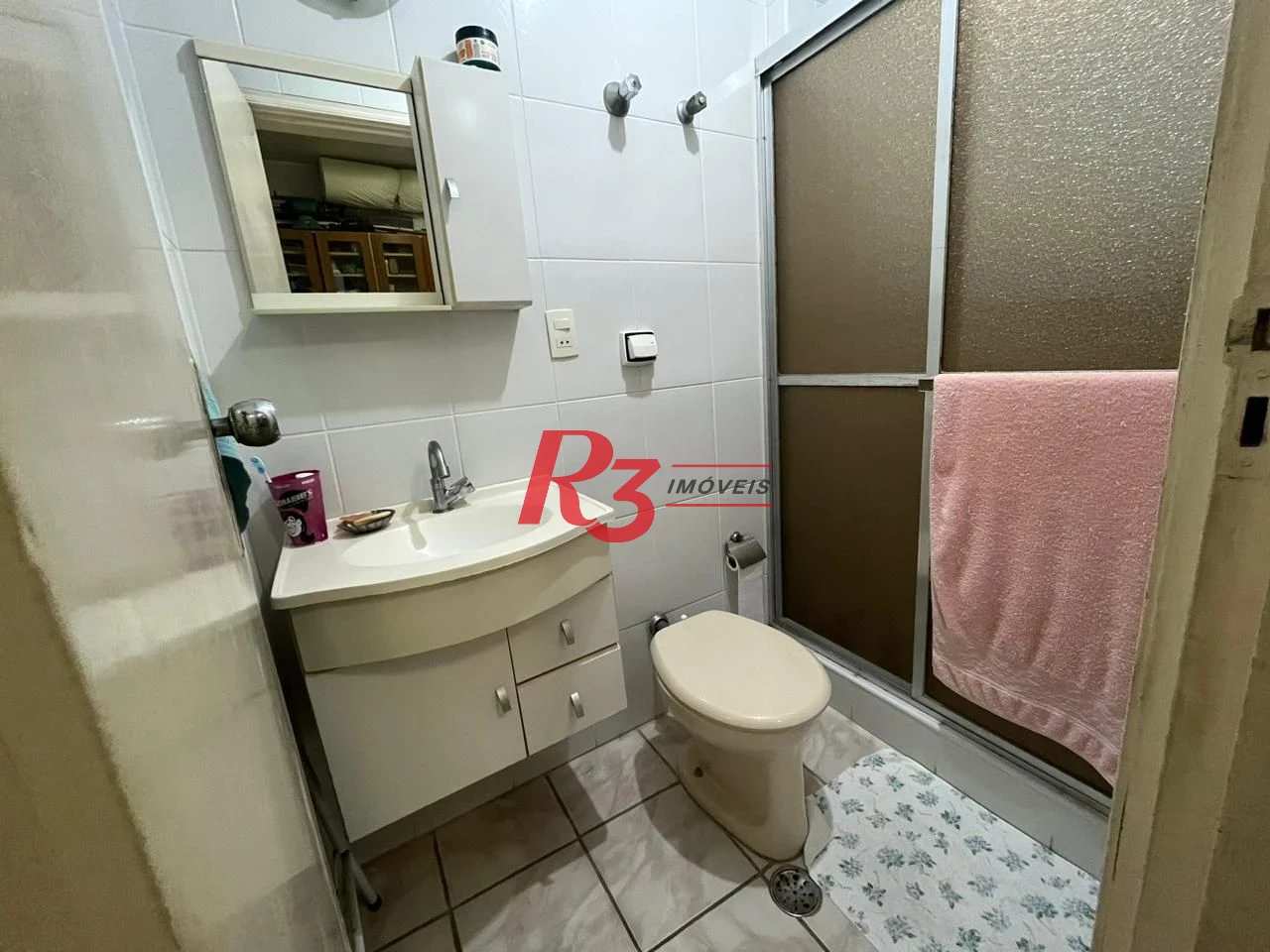 Apartamento com 3 dormitórios à venda, 133 m² por R$ 690.000,00 - Gonzaga - Santos/SP