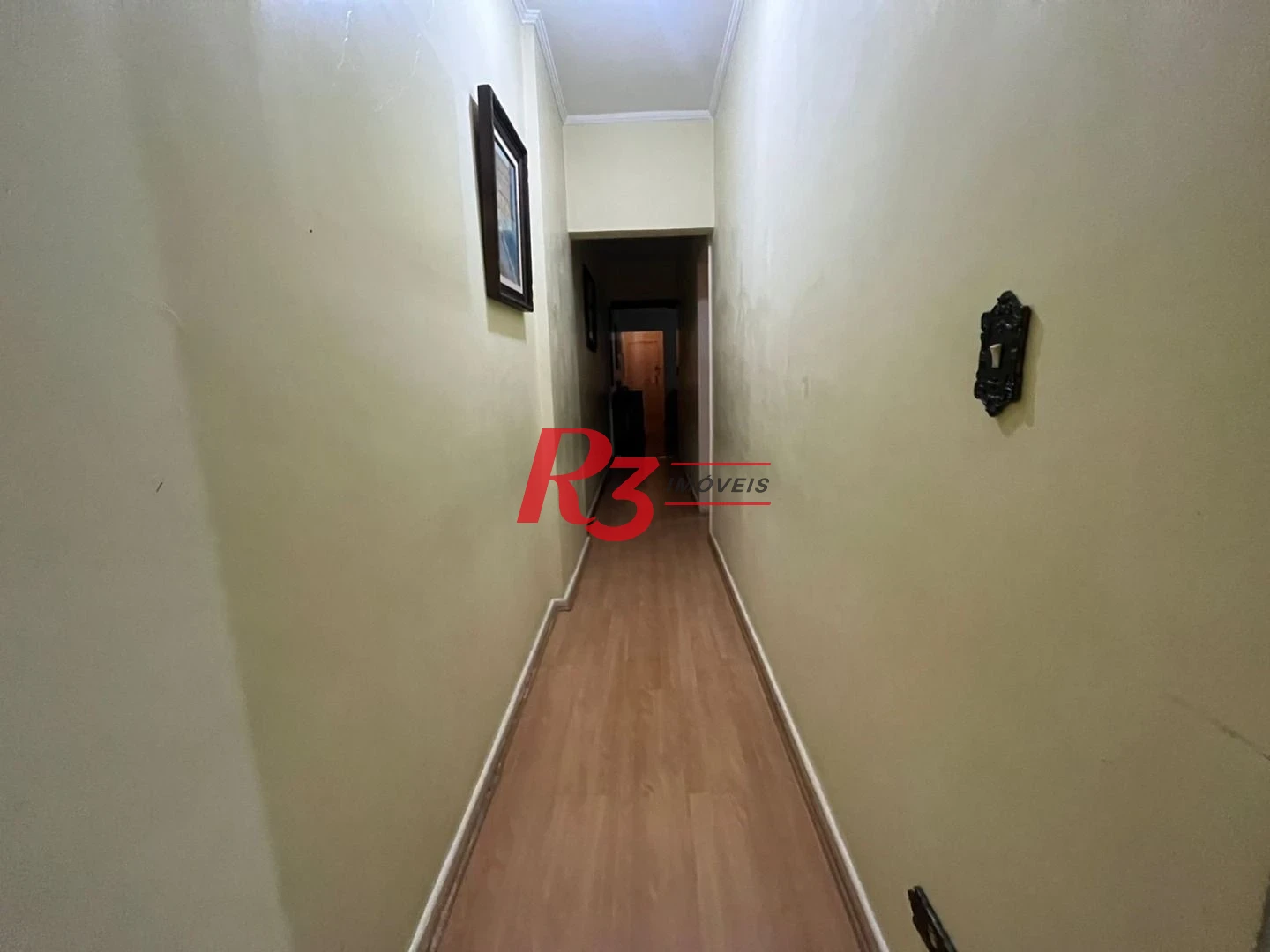 Apartamento com 3 dormitórios à venda, 133 m² por R$ 690.000,00 - Gonzaga - Santos/SP