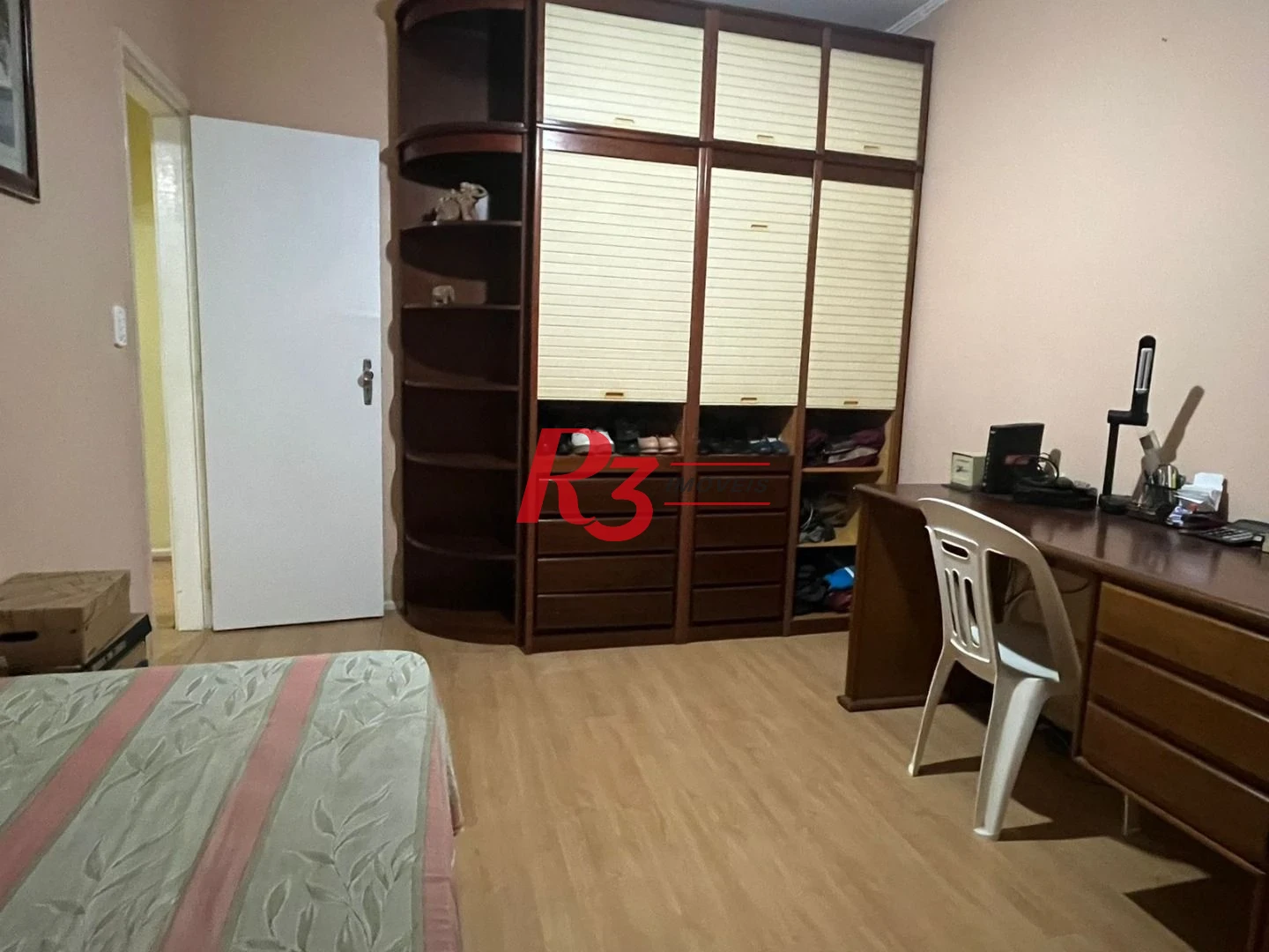 Apartamento com 3 dormitórios à venda, 133 m² por R$ 690.000,00 - Gonzaga - Santos/SP