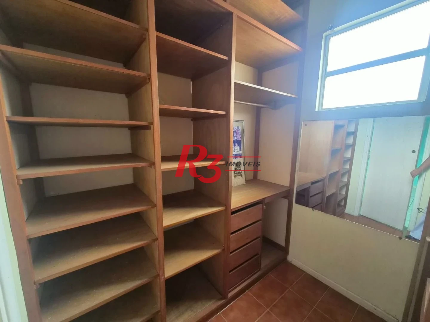 Apartamento com 3 dormitórios à venda, 151 m² por R$ 650.000,00 - Gonzaga - Santos/SP