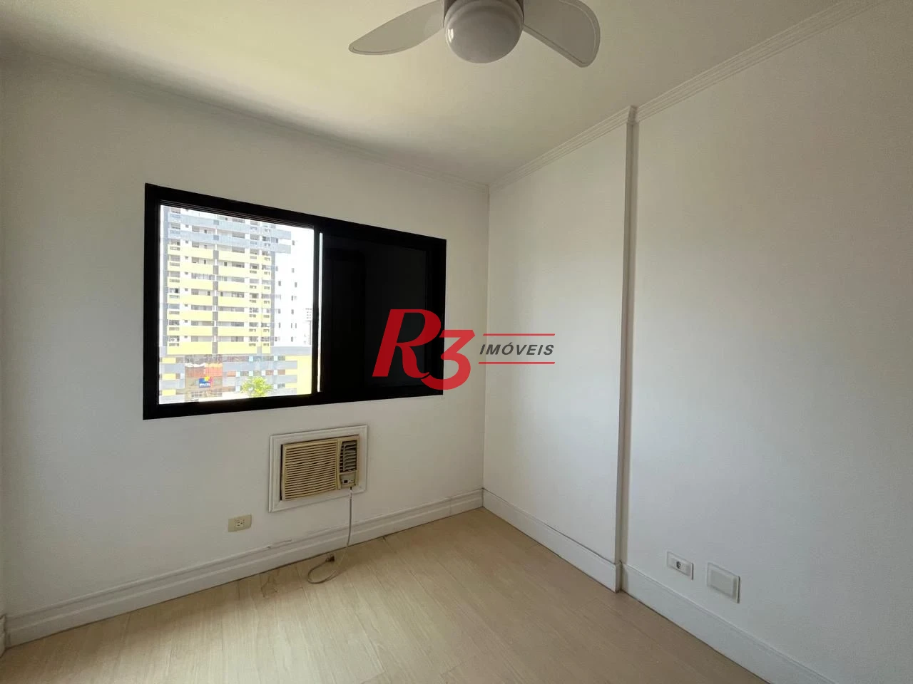 Apartamento à venda, 130 m² por R$ 855.000,00 - Encruzilhada - Santos/SP