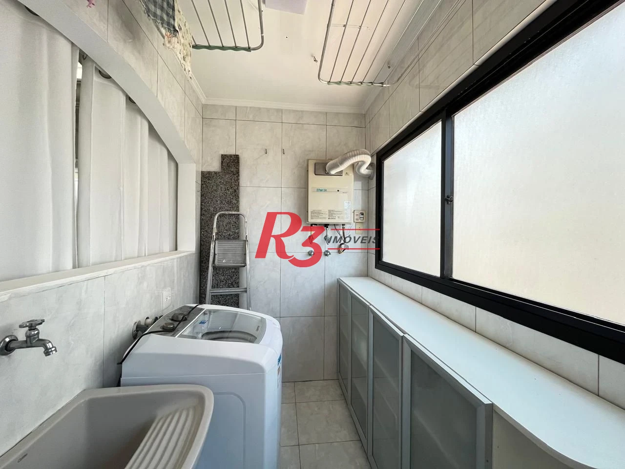 Apartamento à venda, 130 m² por R$ 855.000,00 - Encruzilhada - Santos/SP