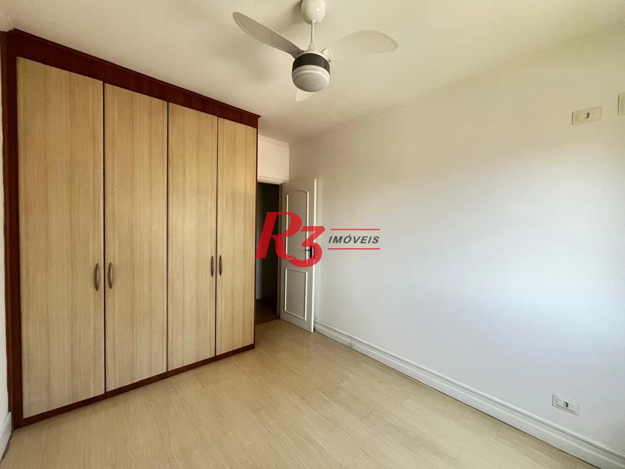Apartamento à venda, 130 m² por R$ 855.000,00 - Encruzilhada - Santos/SP