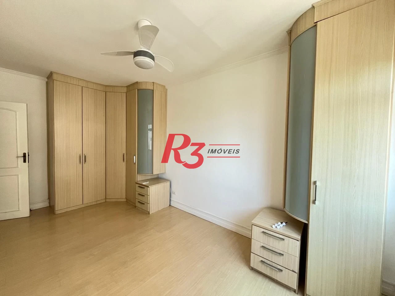 Apartamento à venda, 130 m² por R$ 855.000,00 - Encruzilhada - Santos/SP