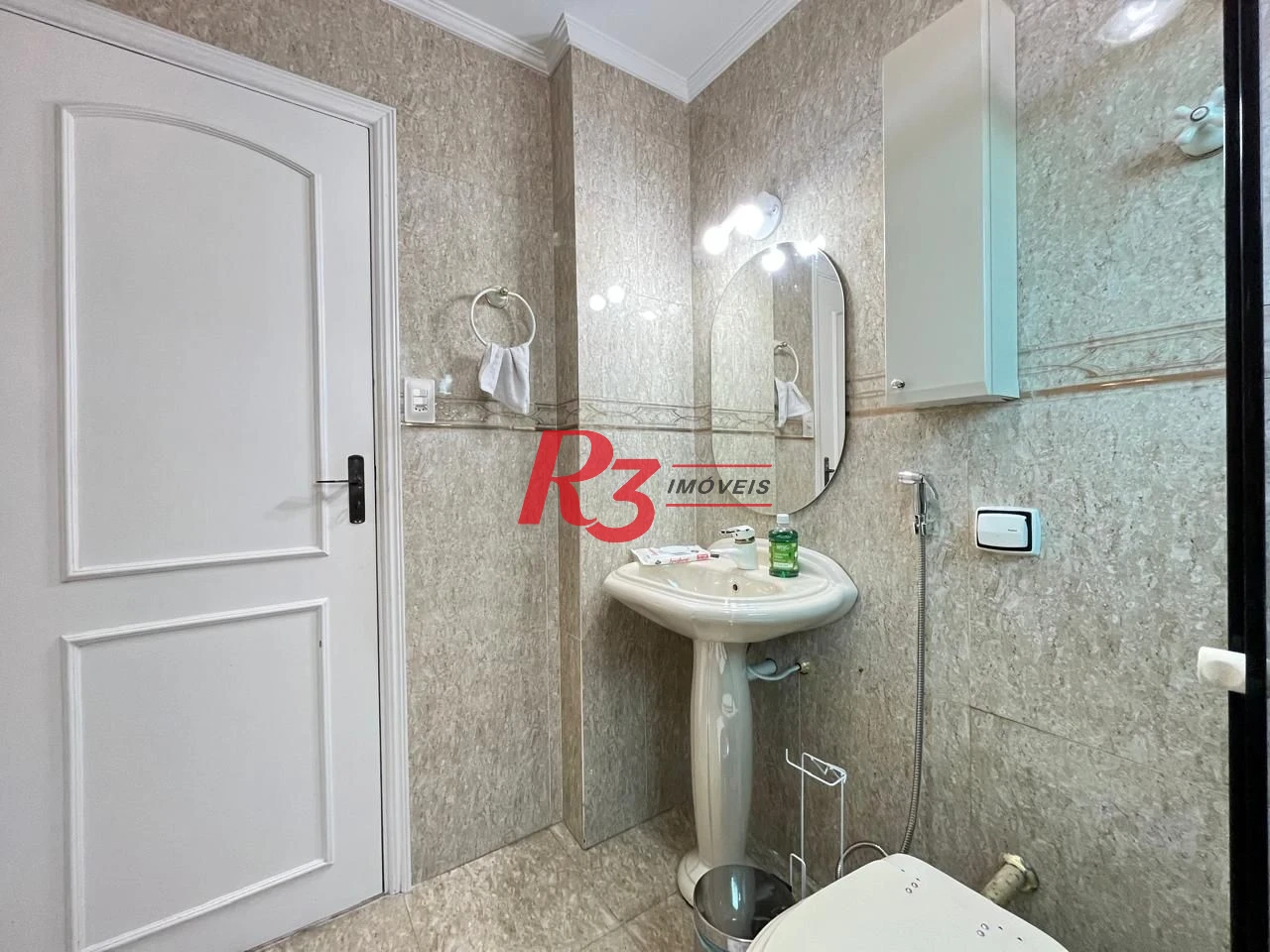 Apartamento à venda, 130 m² por R$ 855.000,00 - Encruzilhada - Santos/SP