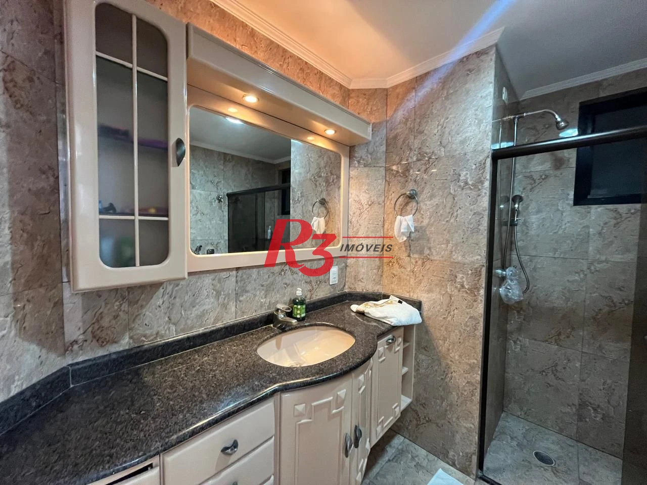 Apartamento à venda, 130 m² por R$ 855.000,00 - Encruzilhada - Santos/SP