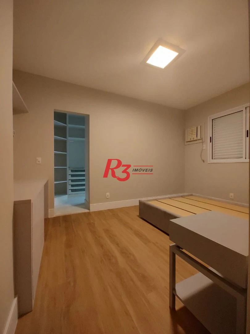 Apartamento com 3 dormitórios à venda, 160 m² por R$ 1.890.000,00 - Pompéia - Santos/SP