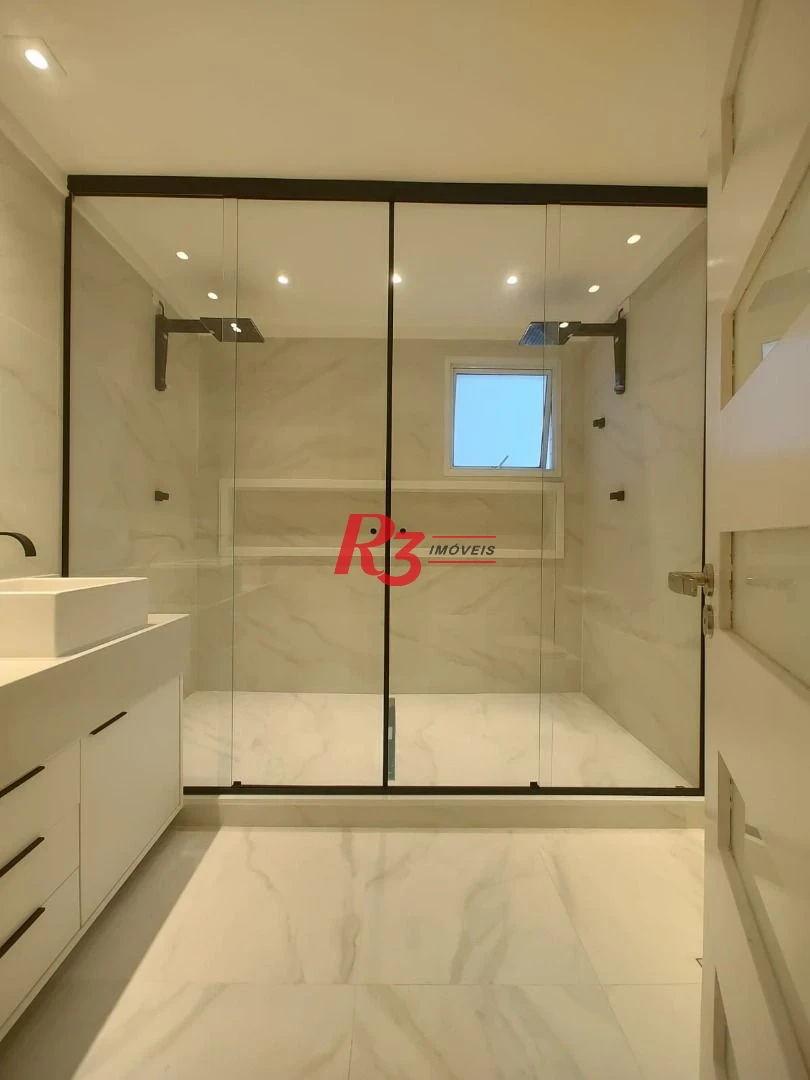 Apartamento com 3 dormitórios à venda, 160 m² por R$ 1.890.000,00 - Pompéia - Santos/SP