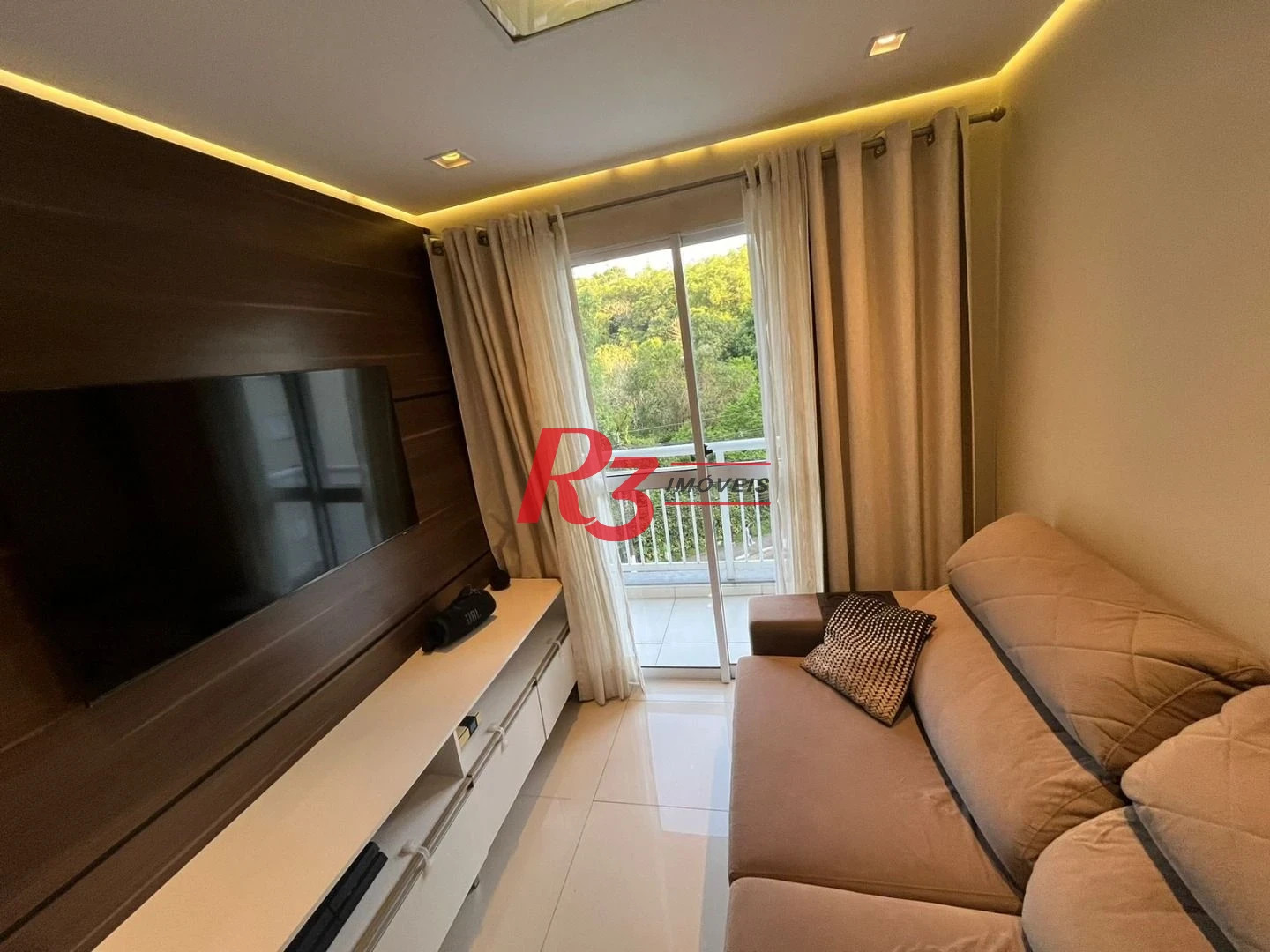 Apartamento com 2 dormitórios à venda, 55 m² por R$ 330.000,00 - Morro Nova Cintra - Santos/SP
