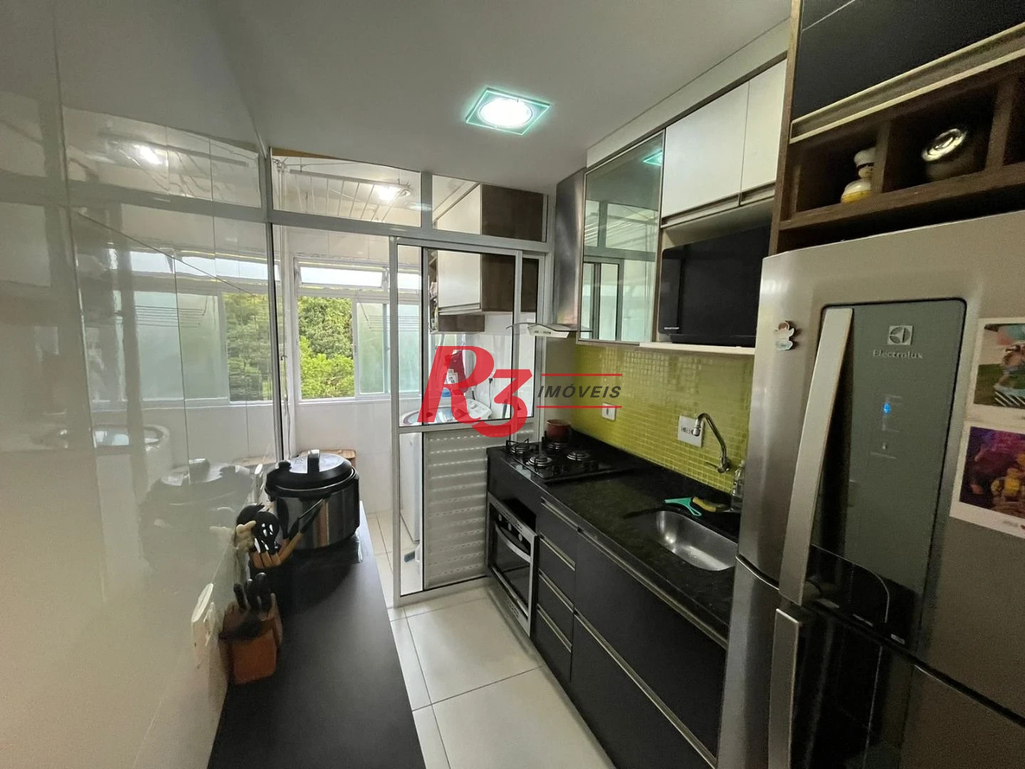Apartamento com 2 dormitórios à venda, 55 m² por R$ 330.000,00 - Morro Nova Cintra - Santos/SP