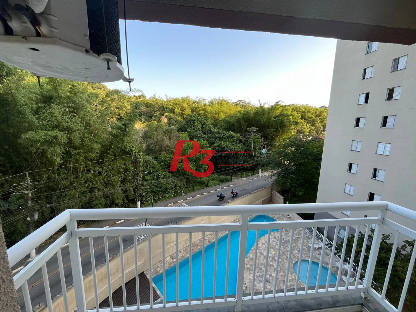 Apartamento com 2 dormitórios à venda, 55 m² por R$ 330.000,00 - Morro Nova Cintra - Santos/SP