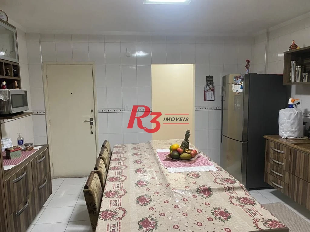 OPORTUNIDADE * Apartamento com 2 dormitórios à venda por R$ 713.900 - Ponta da Praia - Santos/SP