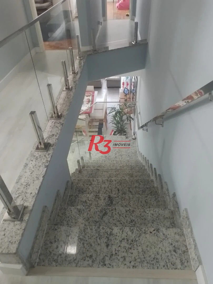 Sobrado à venda, 170 m² por R$ 2.300.000,00 - Ponta da Praia - Santos/SP