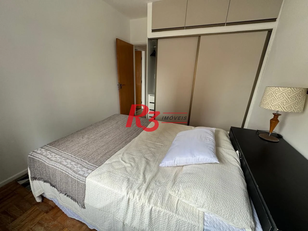Apartamento com 2 dormitórios à venda, 89 m² por R$ 880.000,00 - Embaré - Santos/SP