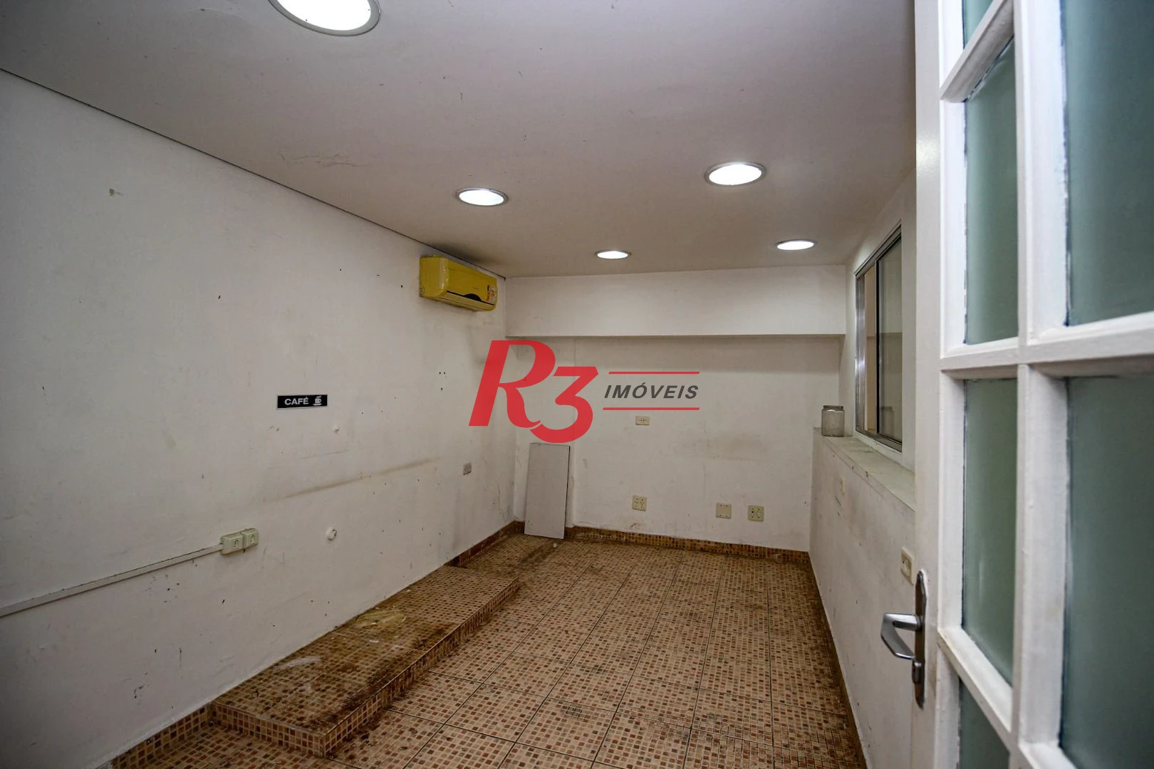 Casa para alugar, 516 m² por R$ 6.000,00/mês - Boqueirão - Santos/SP