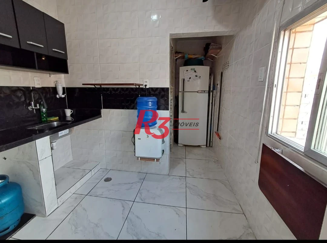 Kitnet com 1 dormitório à venda, 50 m² por R$ 296.000,00 - Gonzaga - Santos/SP