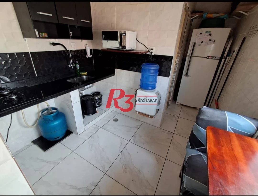 Kitnet com 1 dormitório à venda, 50 m² por R$ 296.000,00 - Gonzaga - Santos/SP